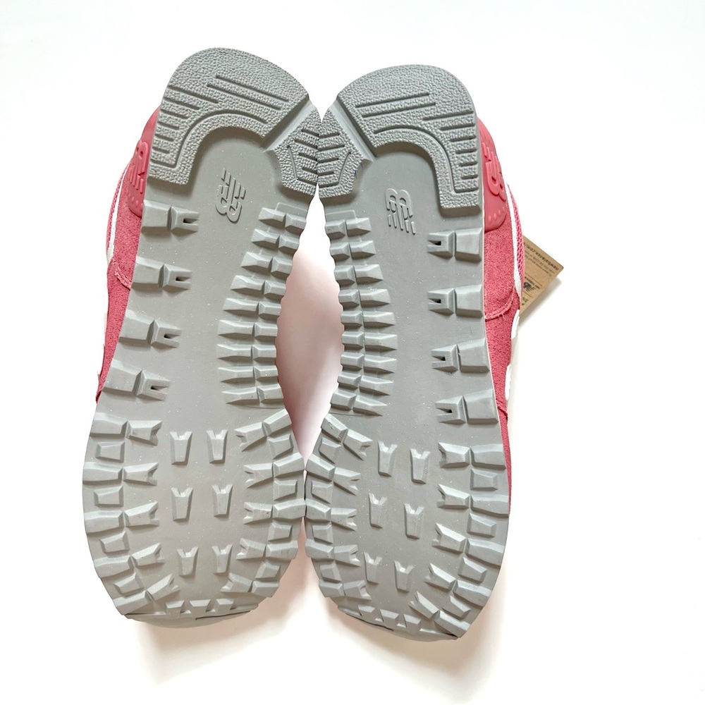 NEW Pink New Balance 574 - Picture 4 of 8